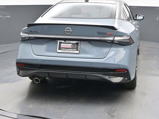 2026 Atlantic Gray/Super Black Nissan Sentra SR FWD Sedan
