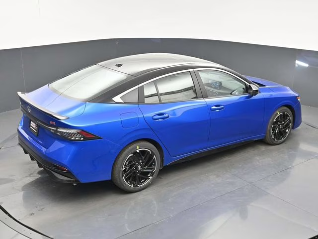 2026 Bluestone Pearl/Super Blk Nissan Sentra SR FWD Sedan