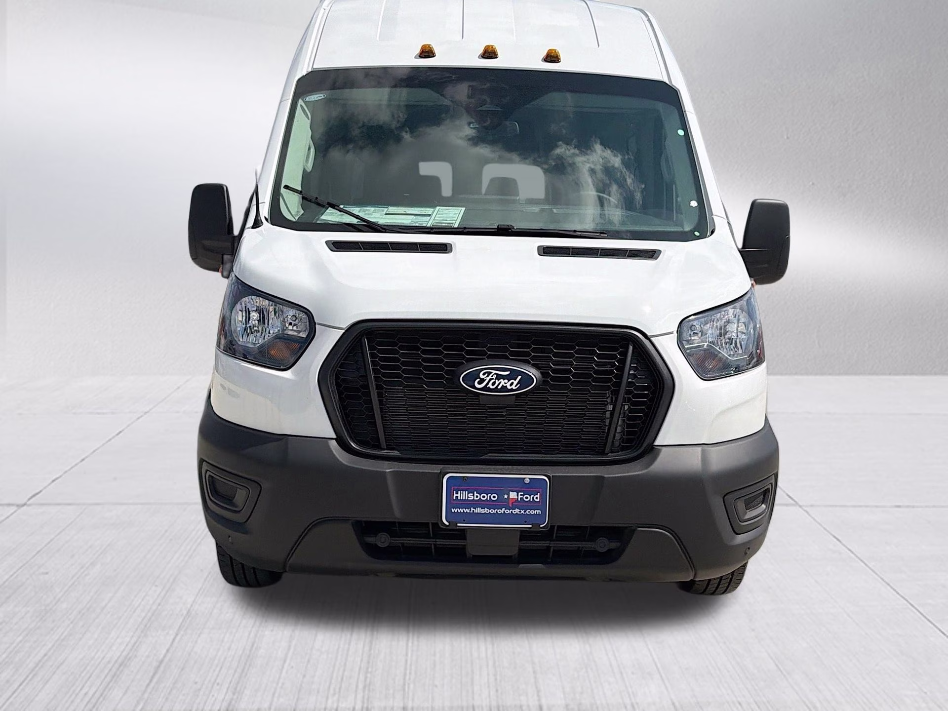 2026 Oxford White Ford Transit-350 XL RWD Crossover