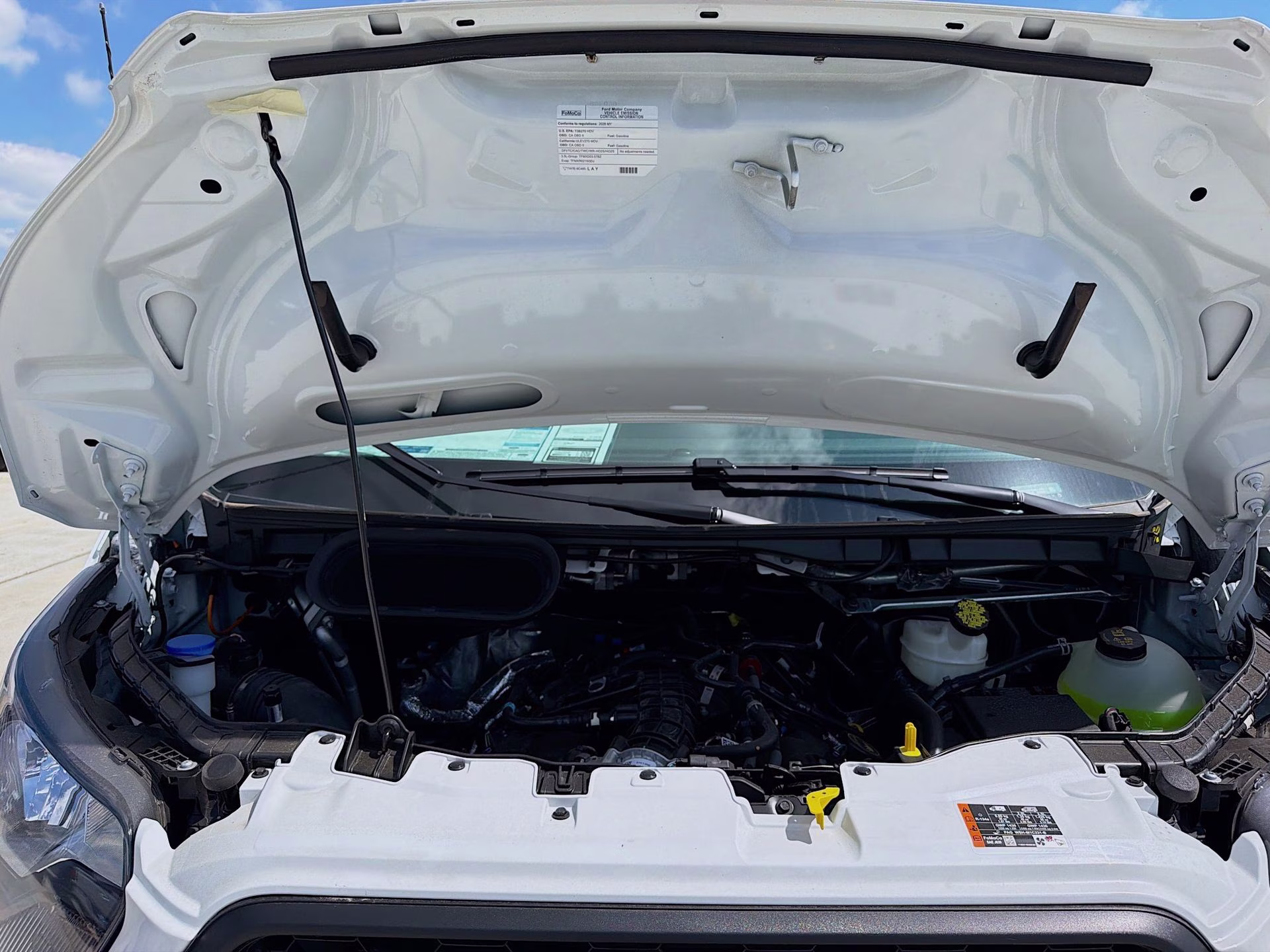 2026 Oxford White Ford Transit-350 XL RWD Crossover