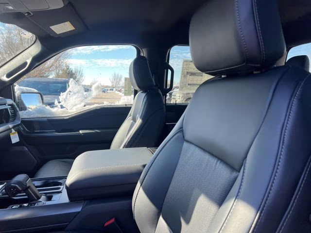 2026 Avalanche Ford F-150 Lariat 4X4 Truck