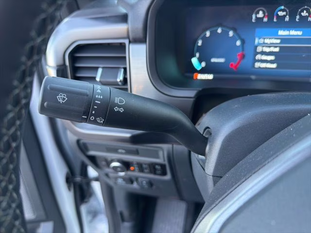 2026 Oxford White Ford F-150 Lariat 4X4 Truck