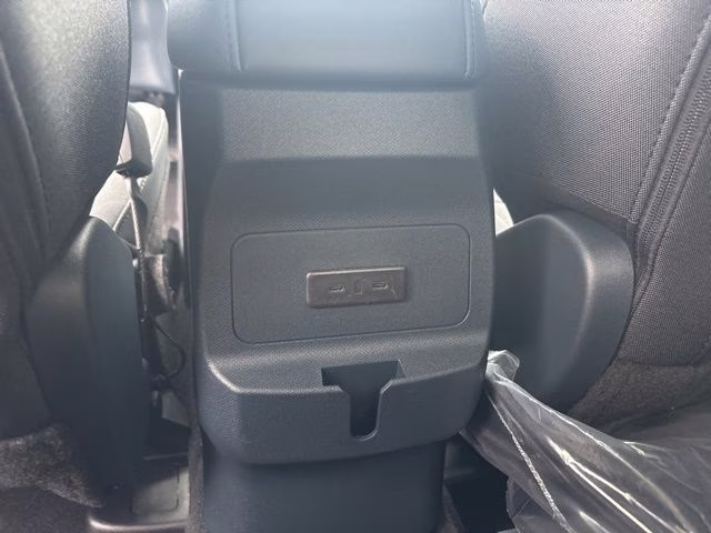 2026 Space White Metallic Ford Maverick XL AWD Truck