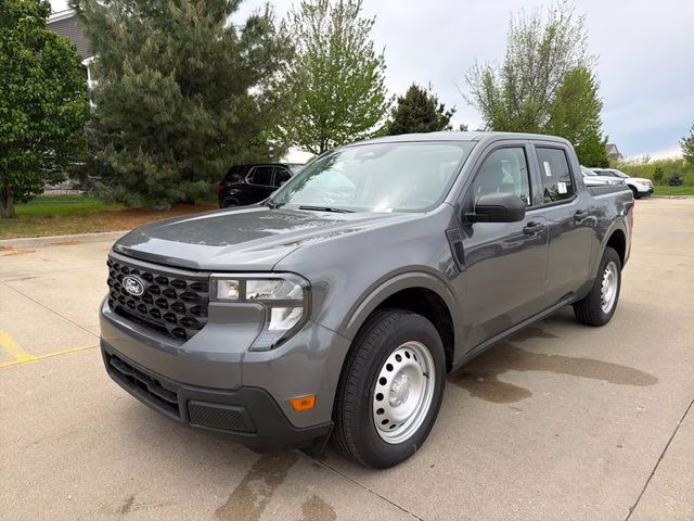 2026 Space White Metallic Ford Maverick XL AWD Truck