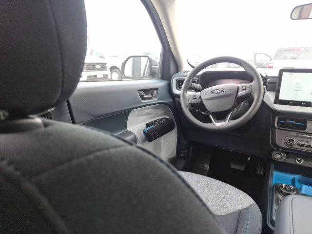 2026 Space White Metallic Ford Maverick XLT AWD Truck