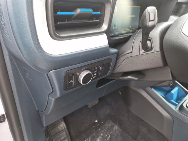 2026 Space White Metallic Ford Maverick XLT AWD Truck