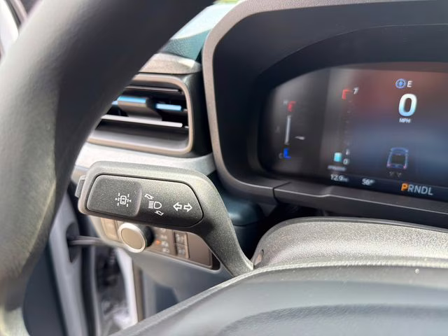 2026 Space White Metallic Ford Maverick XLT AWD Truck
