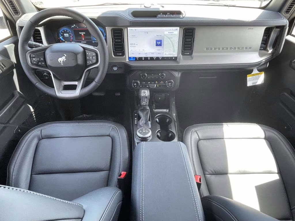 2026 Avalanche Ford Bronco Outer Banks 4X4 SUV