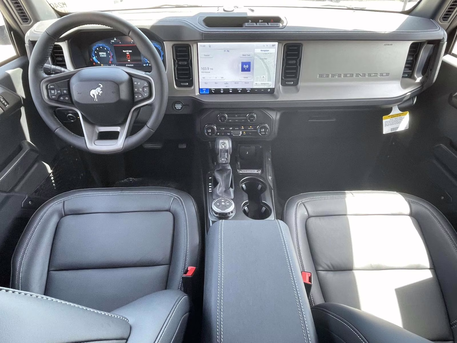 2026 Avalanche Ford Bronco Outer Banks 4X4 SUV