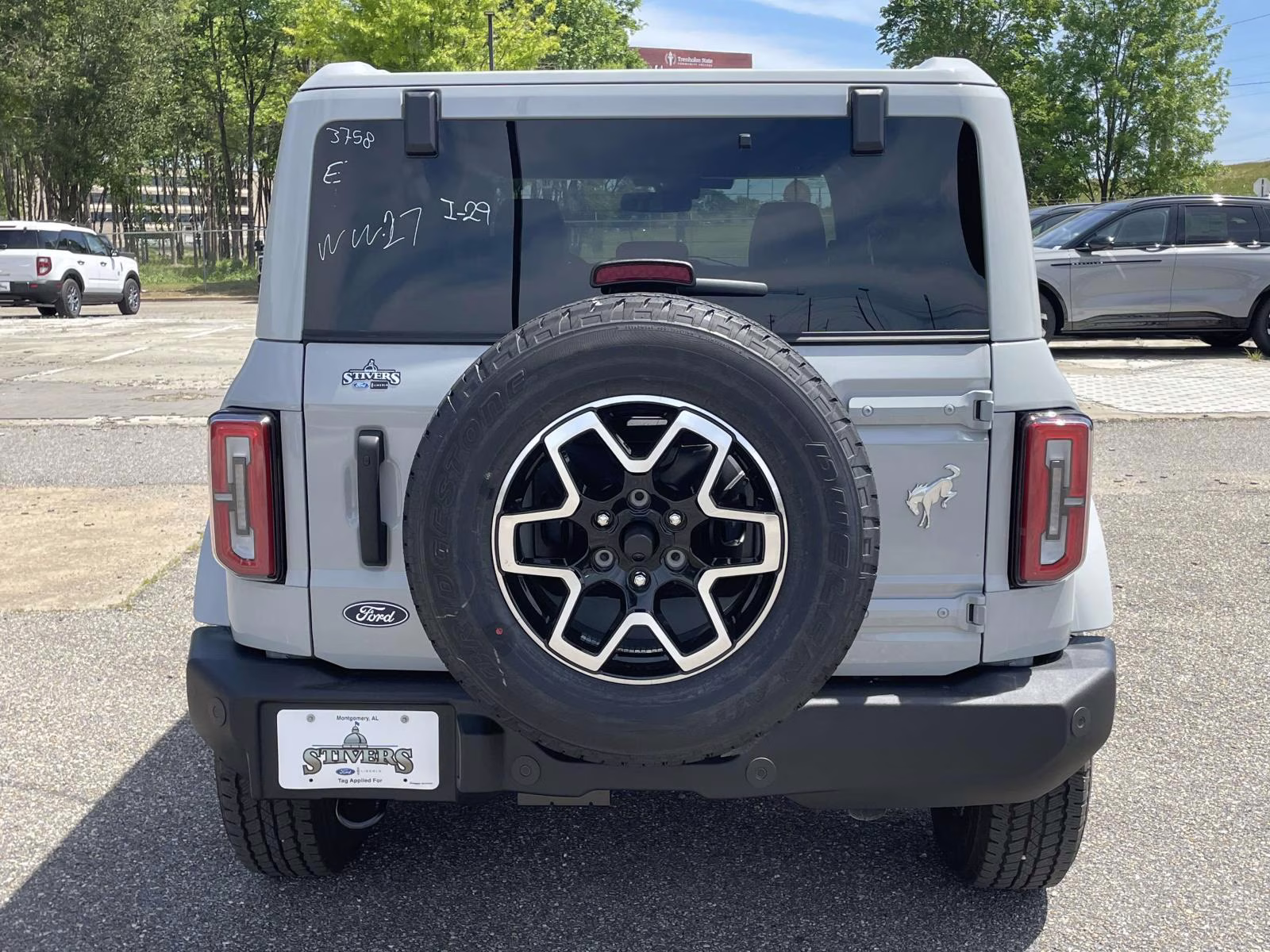 2026 Avalanche Ford Bronco Outer Banks 4X4 SUV