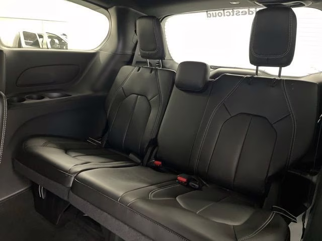 2026 Bright White Clearcoat Chrysler Pacifica Select AWD Van