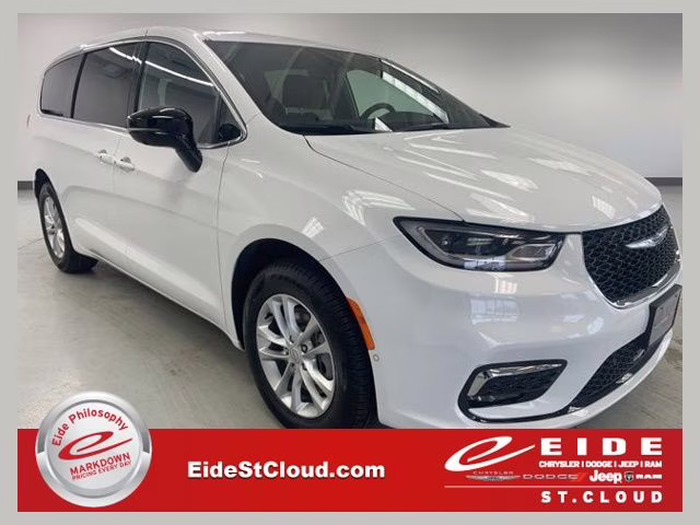 2026 Bright White Clearcoat Chrysler Pacifica Select AWD Van