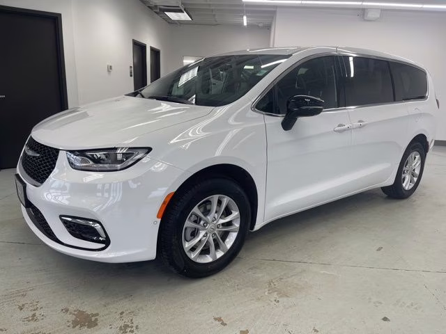 2026 Bright White Clearcoat Chrysler Pacifica Select AWD Van