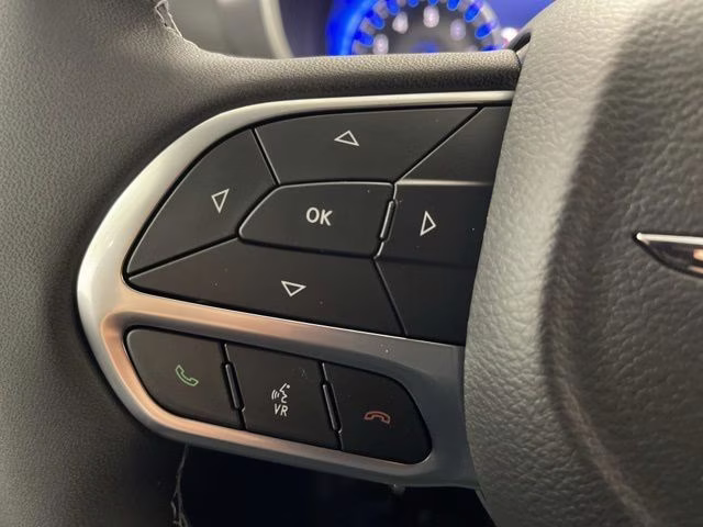 2026 Bright White Clearcoat Chrysler Pacifica Select AWD Van