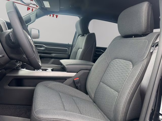 2026 Diamond Black Crystal Pearlcoat Ram 1500 Big Horn Night Edition 4X4 Truck