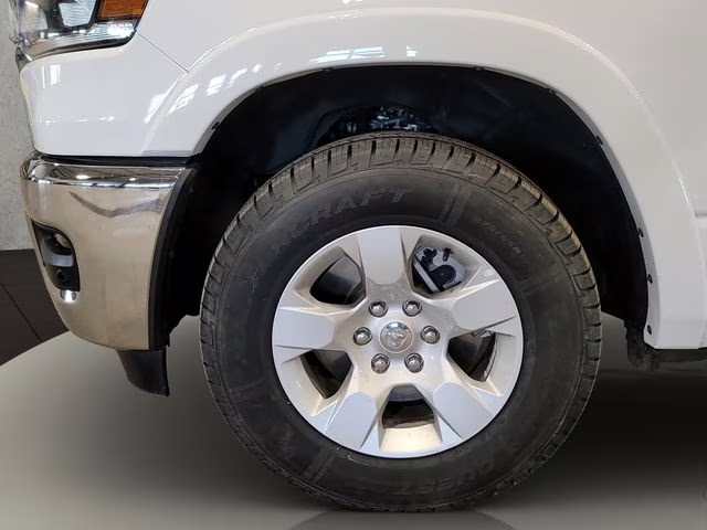 2025 Bright White Clearcoat Ram 1500 Big Horn 4X4 Truck