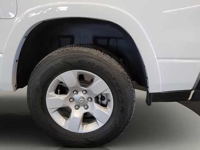 2025 Bright White Clearcoat Ram 1500 Big Horn 4X4 Truck