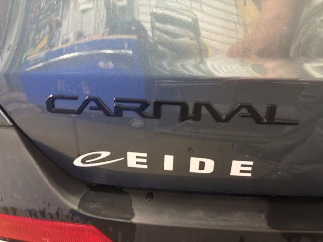 2026 Astra Blue Kia Carnival SX FWD Van