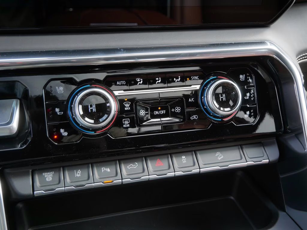 2026 Onyx Black GMC Sierra 3500HD Denali Ultimate 4X4 Truck