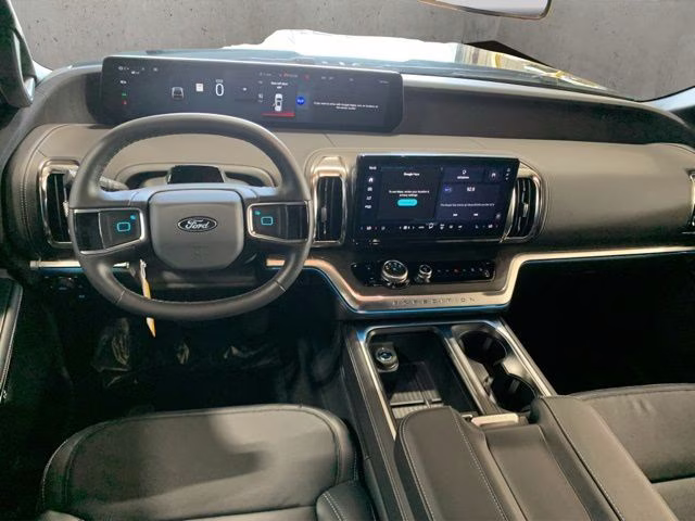 2026 Agate Black Metallic Ford Expedition Platinum 4X4 SUV