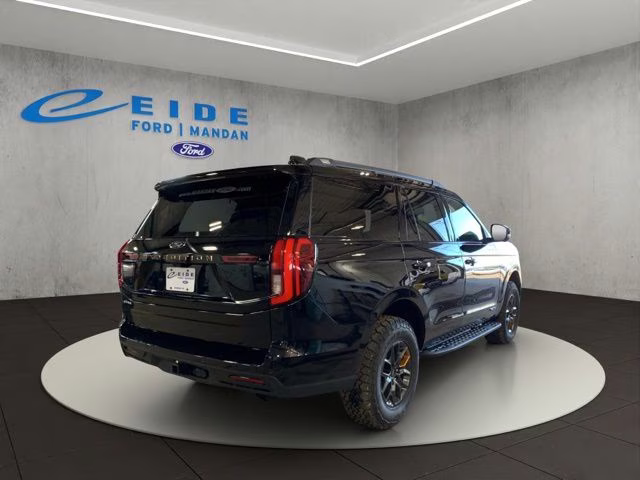 2026 Agate Black Metallic Ford Expedition Tremor 4X4 SUV