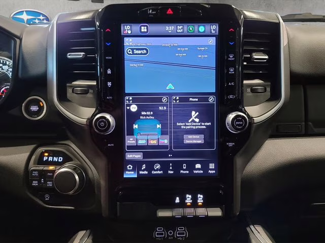 2025 Bright White Clearcoat Ram 1500 Big Horn 4X4 Truck