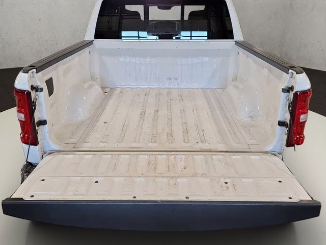 2025 Bright White Clearcoat Ram 1500 Big Horn 4X4 Truck