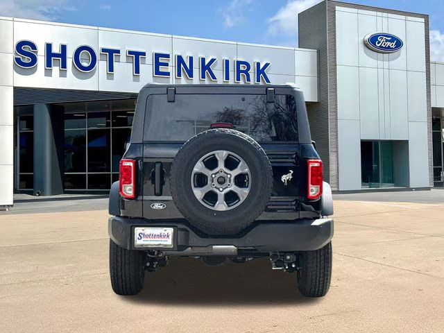 2026 Shadow Black Ford Bronco Big Bend 4X4 SUV