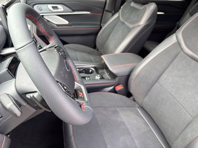 2026 White Ford Explorer ST 4X4 SUV