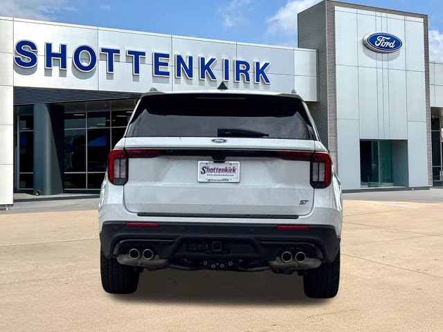 2026 White Ford Explorer ST 4X4 SUV