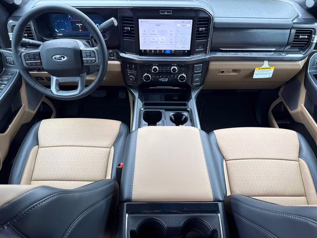 2026 Oxford White Ford Super Duty F-250 SRW Lariat 4X4 Truck