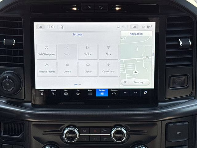 2026 Avalanche Ford F-150 Lariat 4X4 Truck