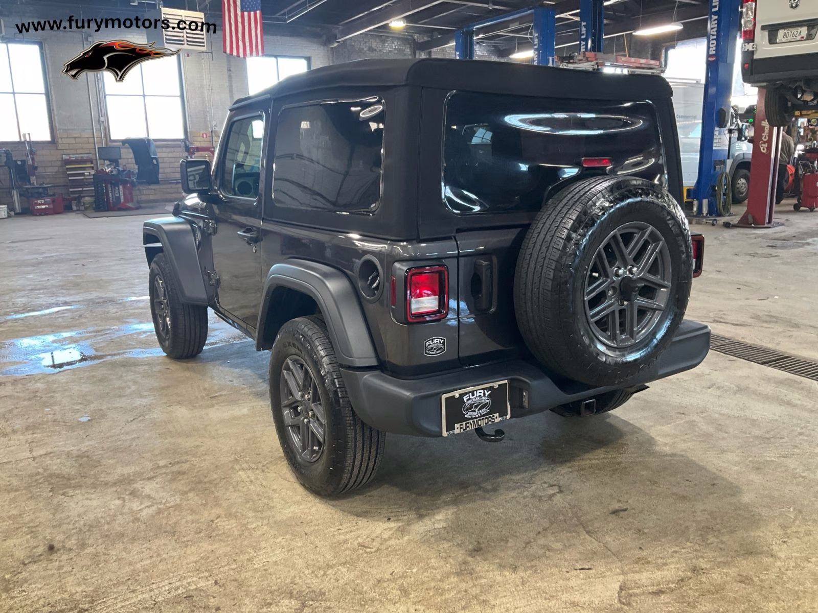 2024 Granite Crystal Metallic Clearcoat Jeep Wrangler Sport S 4X4 SUV