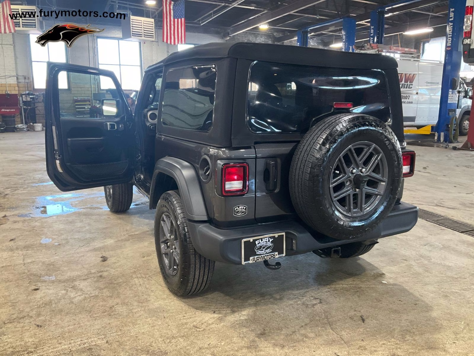 2024 Granite Crystal Metallic Clearcoat Jeep Wrangler Sport S 4X4 SUV