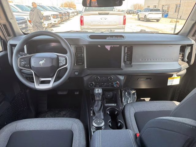 2026 Oxford White Ford Bronco Base 4X4 SUV