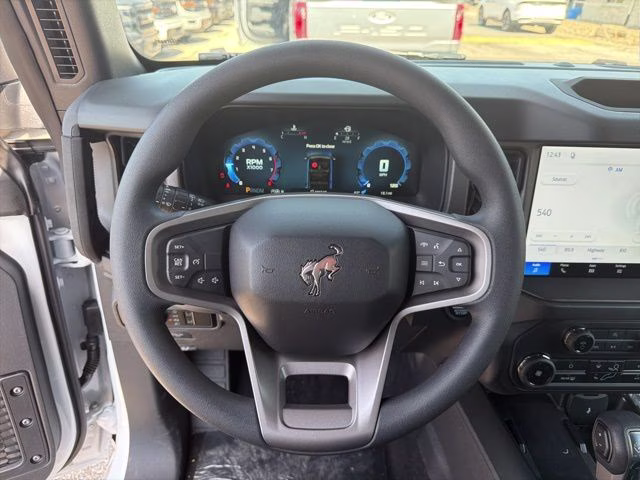 2026 Oxford White Ford Bronco Base 4X4 SUV