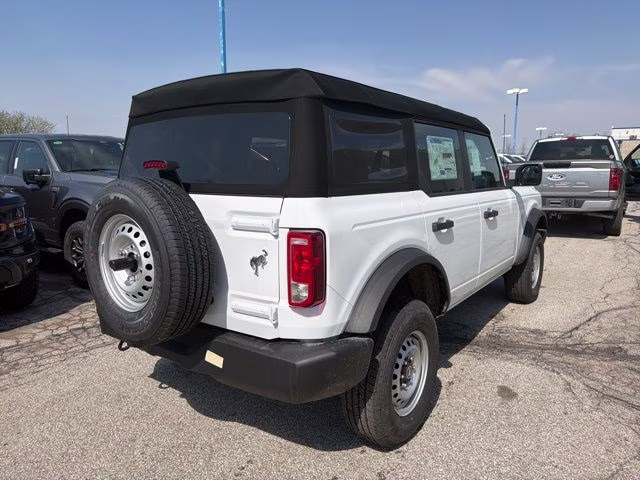 2026 Oxford White Ford Bronco Base 4X4 SUV