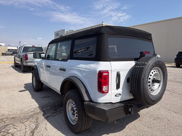 2026 Oxford White Ford Bronco Base 4X4 SUV