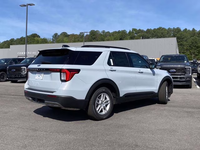 2026 SPACE SILVER Ford Explorer Active RWD SUV