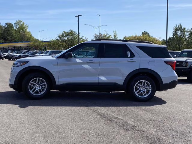 2026 SPACE SILVER Ford Explorer Active RWD SUV