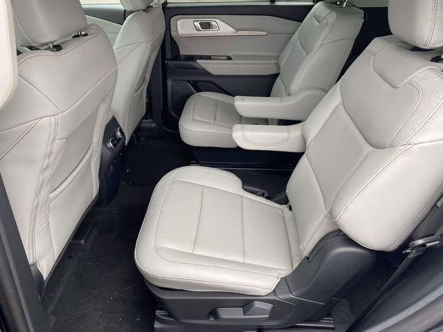 2026 Black Metallic Ford Explorer Active RWD SUV