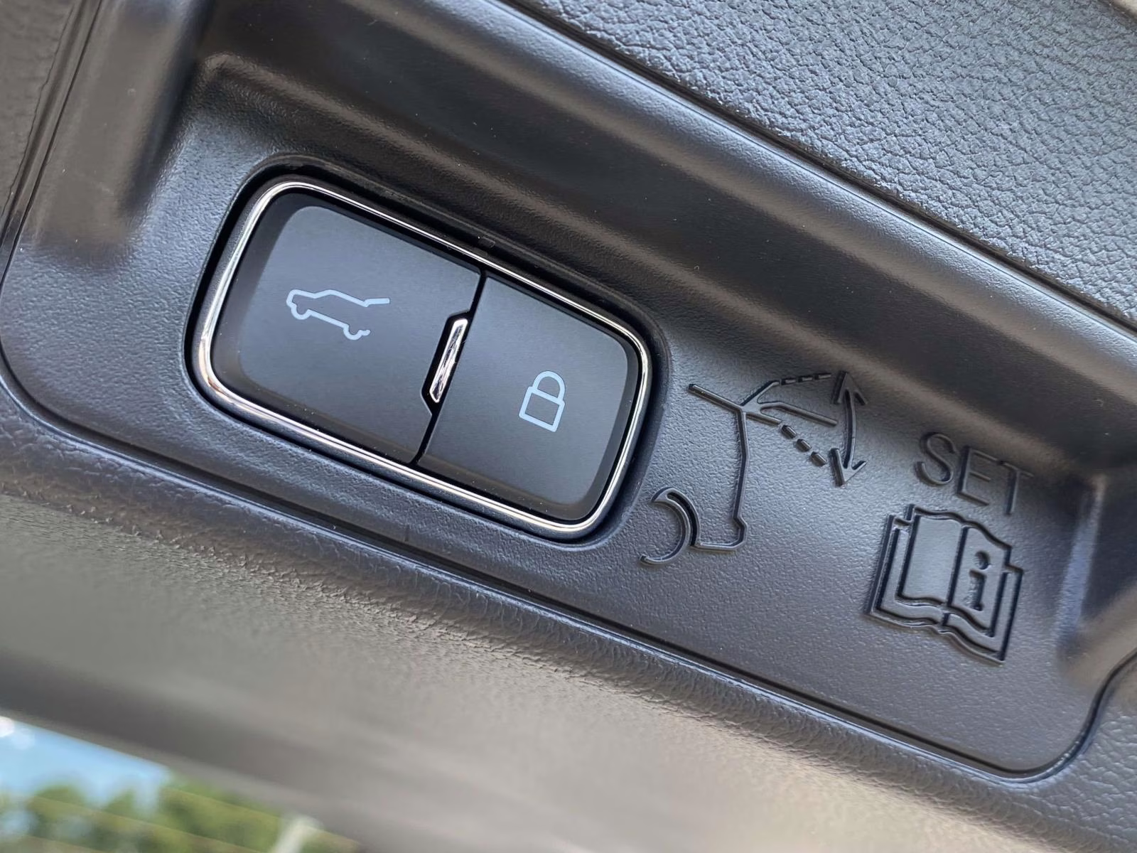 2026 SPACE SILVER Ford Explorer Active RWD SUV