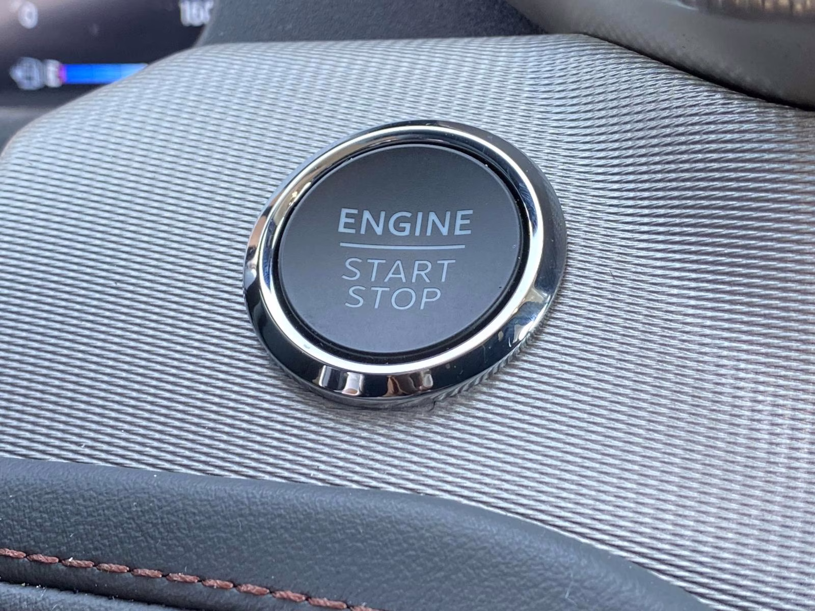 2026 SPACE SILVER Ford Explorer Active RWD SUV