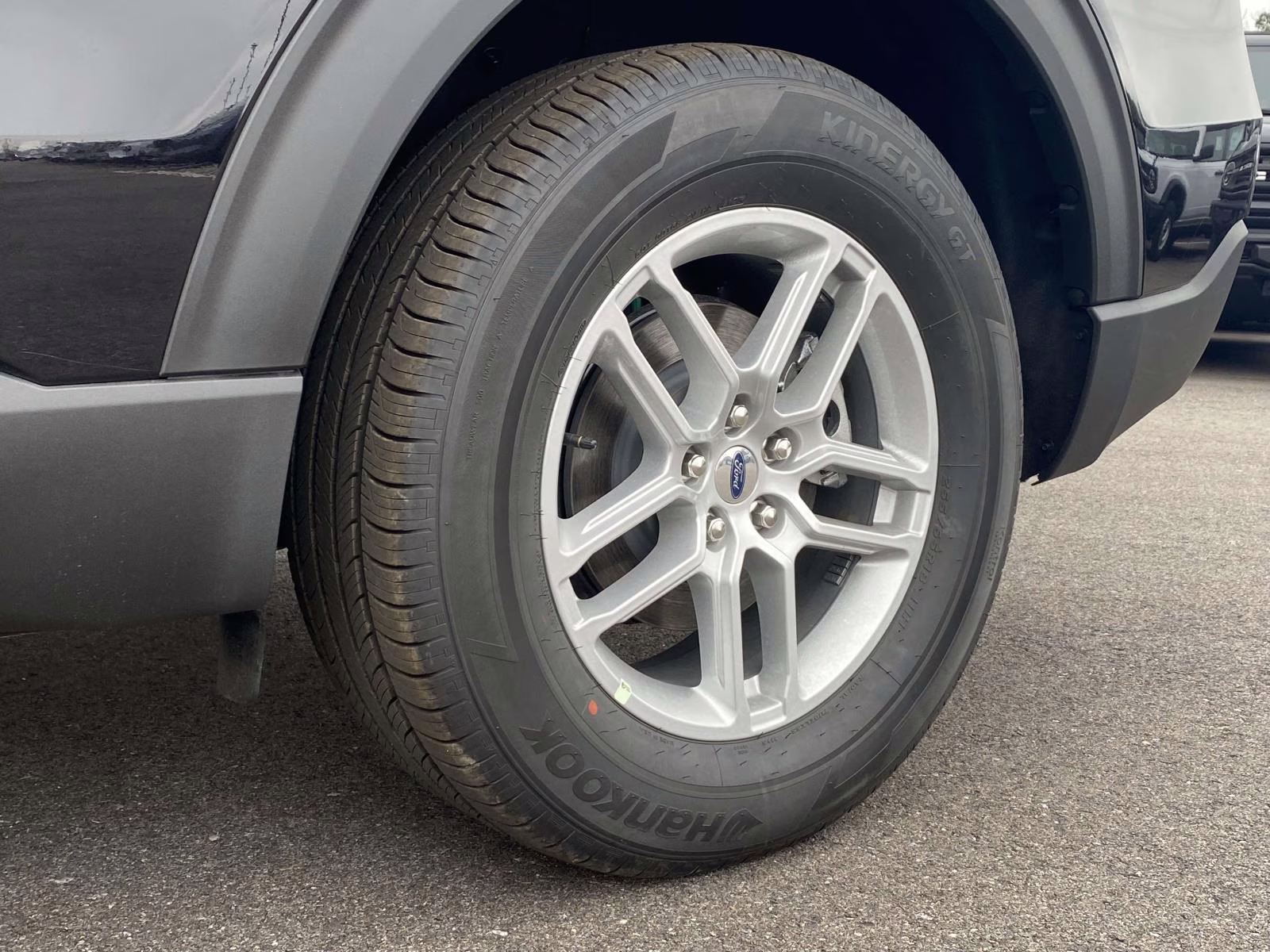 2026 Black Metallic Ford Explorer Active RWD SUV