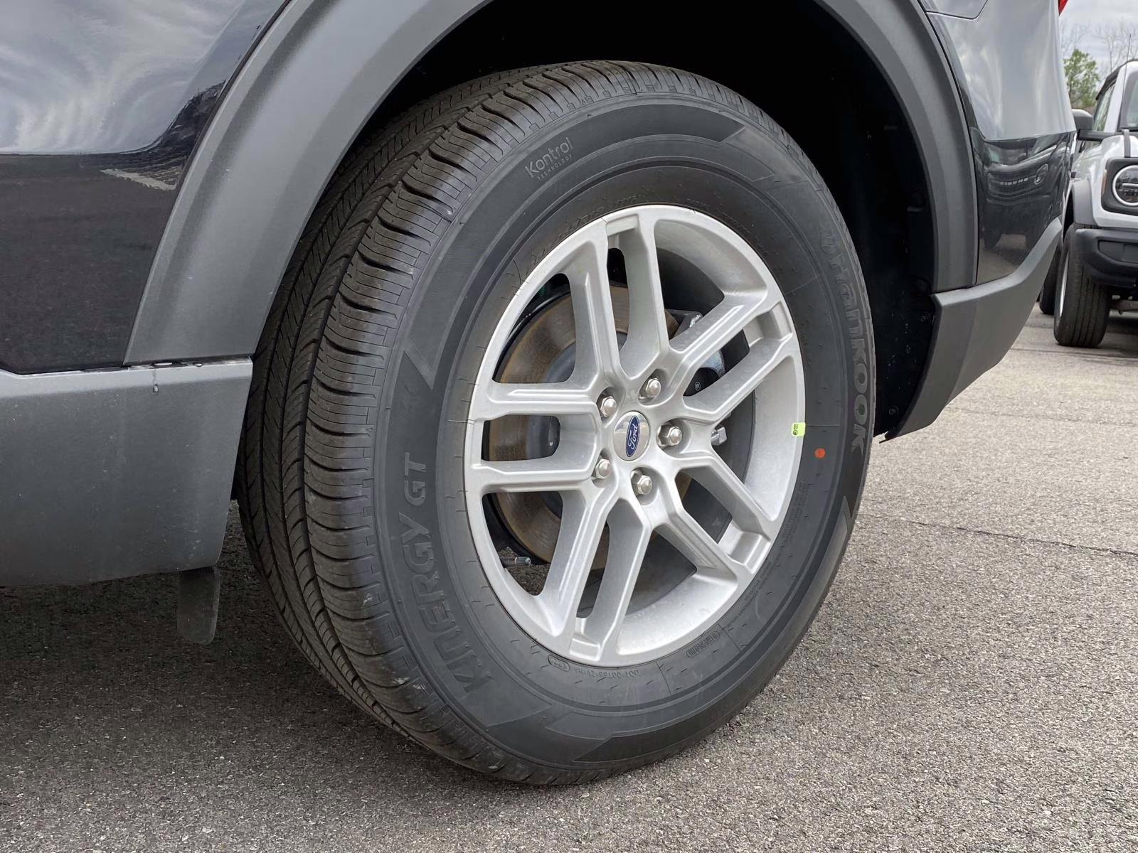 2026 Black Metallic Ford Explorer Active RWD SUV