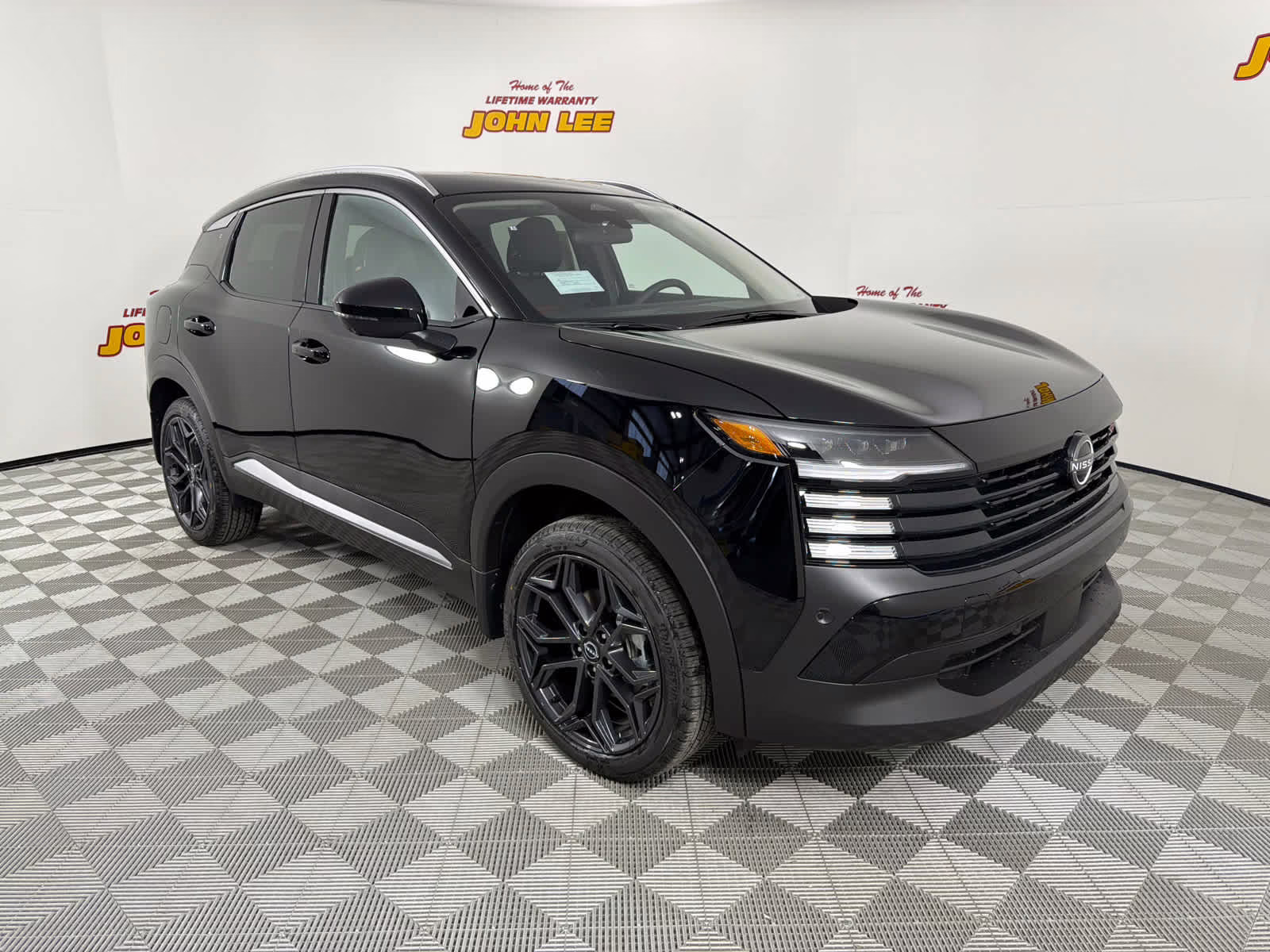 2026 Super Black Nissan Kicks SR FWD SUV