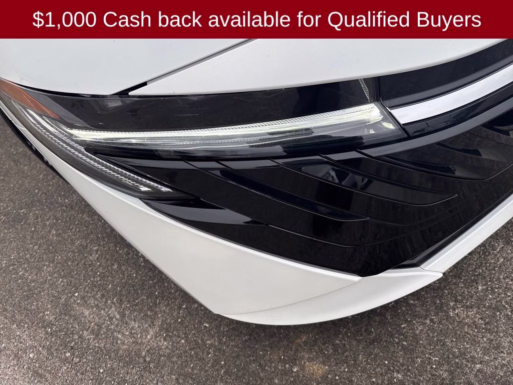 2026 Aspen White Tricoat Nissan Sentra SR FWD Sedan
