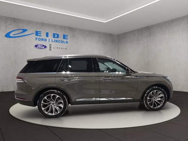 2026 Harbor Gray Clearcoat Lincoln Aviator Premiere AWD SUV