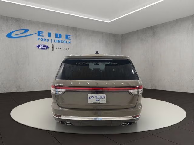 2026 Harbor Gray Clearcoat Lincoln Aviator Premiere AWD SUV