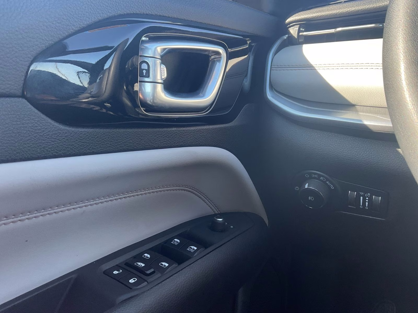 2024 Fathom Blue Pearlcoat Jeep Compass Limited 4X4 SUV